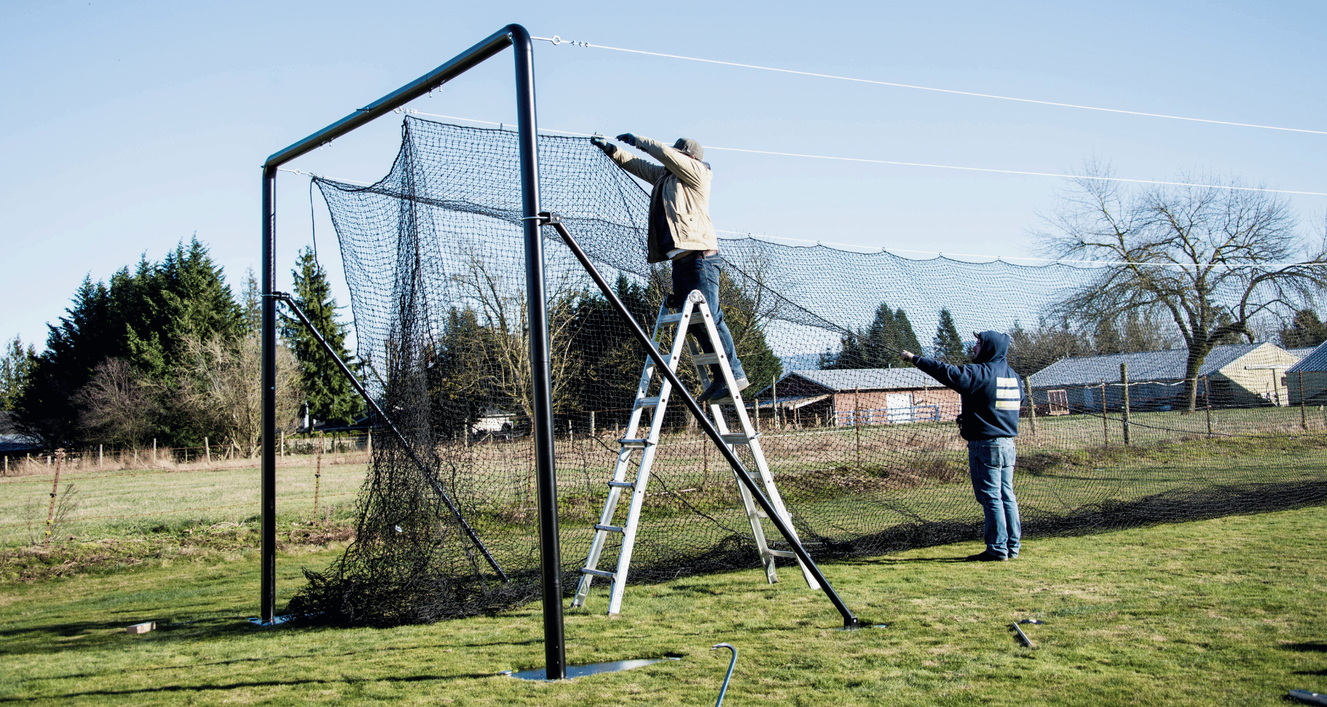 What are the Proper and Improper Ways to Hang a Batting Cage Net?